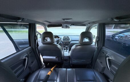 Toyota RAV4, 2003 год, 670 000 рублей, 8 фотография
