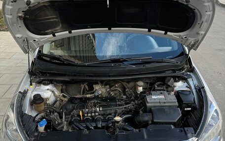 Hyundai Solaris II рестайлинг, 2012 год, 670 000 рублей, 6 фотография