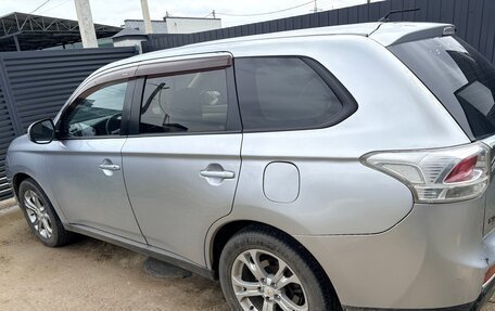 Mitsubishi Outlander III рестайлинг 3, 2012 год, 1 240 000 рублей, 6 фотография
