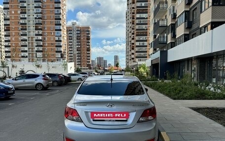 Hyundai Solaris II рестайлинг, 2012 год, 670 000 рублей, 11 фотография