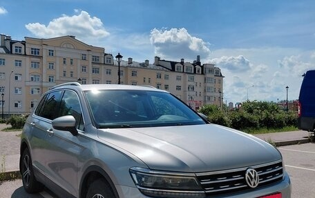 Volkswagen Tiguan II, 2018 год, 2 945 000 рублей, 6 фотография