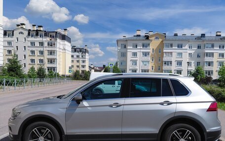 Volkswagen Tiguan II, 2018 год, 2 945 000 рублей, 10 фотография