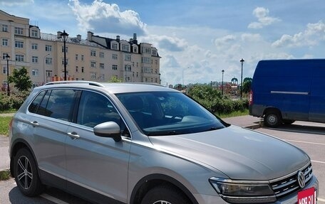 Volkswagen Tiguan II, 2018 год, 2 945 000 рублей, 12 фотография