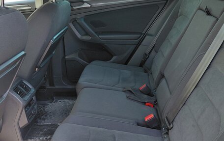 Volkswagen Tiguan II, 2018 год, 2 945 000 рублей, 20 фотография