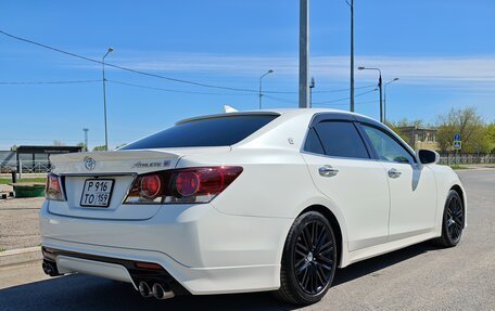 Toyota Crown, 2016 год, 3 300 000 рублей, 5 фотография