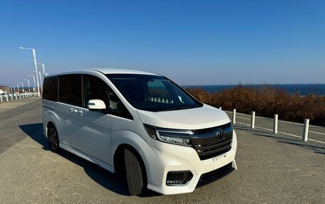Honda Stepwgn IV, 2021 год, 2 200 000 рублей, 3 фотография