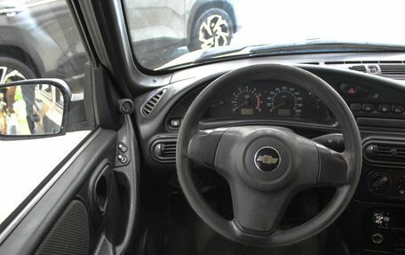 Chevrolet Niva I рестайлинг, 2011 год, 599 990 рублей, 9 фотография