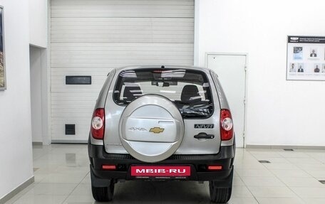 Chevrolet Niva I рестайлинг, 2011 год, 599 990 рублей, 4 фотография