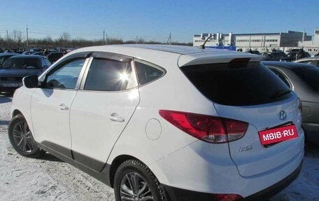 Hyundai ix35 I рестайлинг, 2014 год, 940 000 рублей, 2 фотография