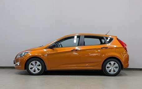 Hyundai Solaris II рестайлинг, 2014 год, 825 000 рублей, 2 фотография