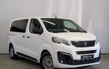 Peugeot Traveller I, 2019 год, 2 950 000 рублей, 3 фотография
