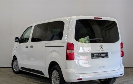 Peugeot Traveller I, 2019 год, 2 950 000 рублей, 7 фотография
