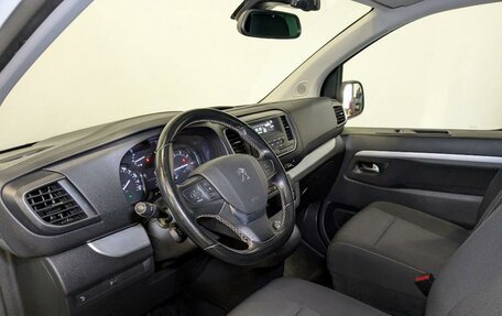 Peugeot Traveller I, 2019 год, 2 950 000 рублей, 16 фотография