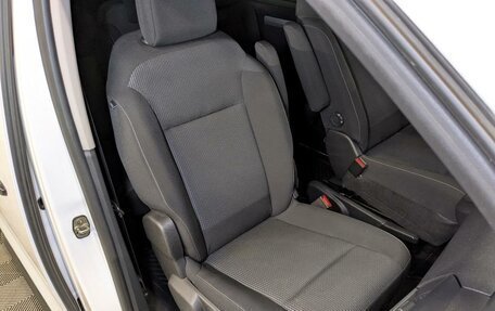 Peugeot Traveller I, 2019 год, 2 950 000 рублей, 23 фотография