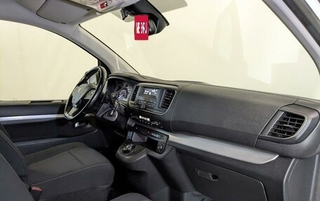 Peugeot Traveller I, 2019 год, 2 950 000 рублей, 11 фотография
