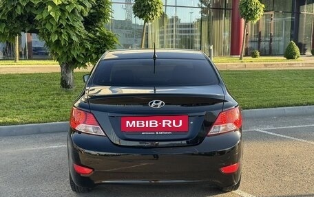 Hyundai Solaris II рестайлинг, 2011 год, 725 000 рублей, 3 фотография