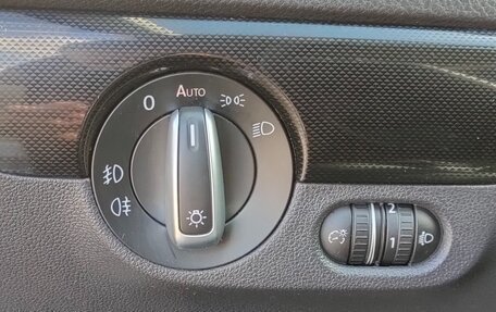Volkswagen Jetta VI, 2011 год, 821 000 рублей, 14 фотография