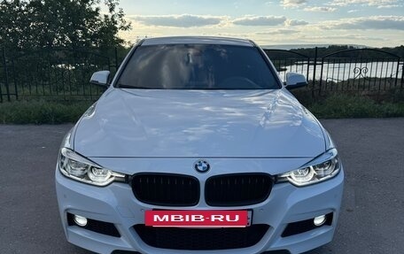 BMW 3 серия, 2018 год, 2 800 000 рублей, 2 фотография