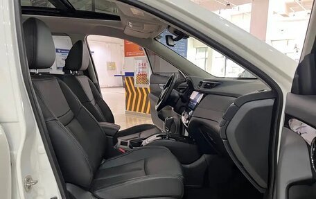 Nissan X-Trail, 2022 год, 2 032 000 рублей, 11 фотография