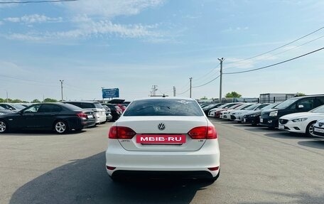 Volkswagen Jetta VI, 2013 год, 859 000 рублей, 5 фотография