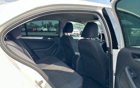 Volkswagen Jetta VI, 2013 год, 859 000 рублей, 17 фотография