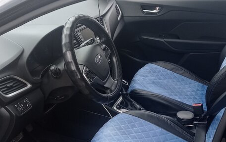 Hyundai Solaris II рестайлинг, 2017 год, 1 050 000 рублей, 10 фотография