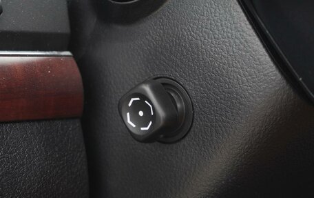 Toyota Land Cruiser 200, 2014 год, 4 050 000 рублей, 23 фотография