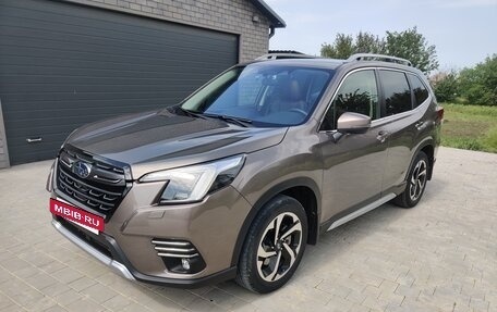 Subaru Forester, 2023 год, 4 450 000 рублей, 3 фотография