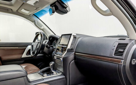 Toyota Land Cruiser 200, 2016 год, 5 800 000 рублей, 11 фотография