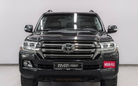 Toyota Land Cruiser 200, 2016 год, 5 800 000 рублей, 2 фотография