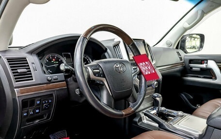 Toyota Land Cruiser 200, 2016 год, 5 800 000 рублей, 16 фотография
