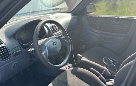 Hyundai Accent II, 2008 год, 150 000 рублей, 2 фотография