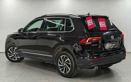 Volkswagen Tiguan II, 2018 год, 2 450 000 рублей, 7 фотография