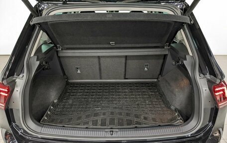 Volkswagen Tiguan II, 2018 год, 2 450 000 рублей, 10 фотография