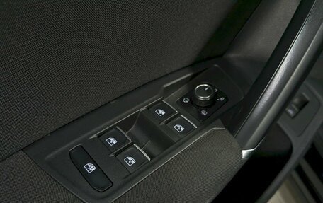 Volkswagen Tiguan II, 2018 год, 2 450 000 рублей, 12 фотография