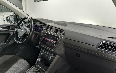 Volkswagen Tiguan II, 2018 год, 2 450 000 рублей, 20 фотография