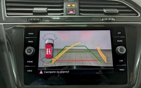 Volkswagen Tiguan II, 2018 год, 2 450 000 рублей, 29 фотография