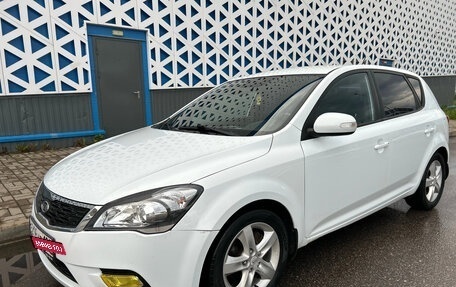KIA cee'd I рестайлинг, 2011 год, 690 000 рублей, 4 фотография