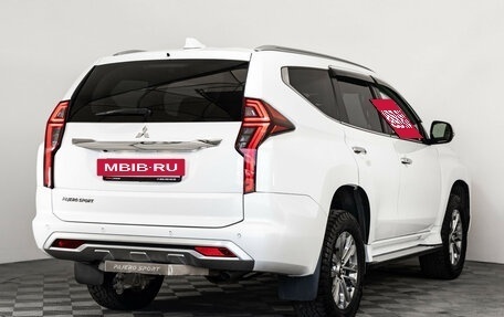 Mitsubishi Pajero Sport III рестайлинг, 2021 год, 3 799 000 рублей, 6 фотография