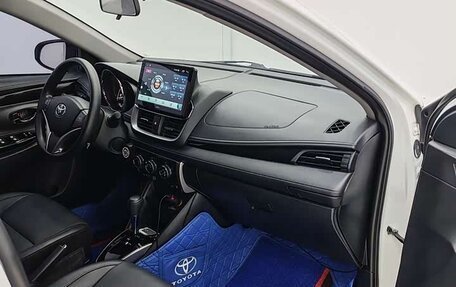 Toyota Yaris XP150 рестайлинг, 2022 год, 1 610 077 рублей, 12 фотография