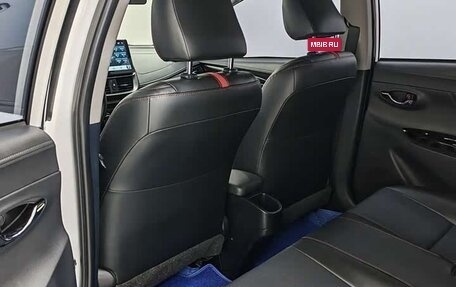 Toyota Yaris XP150 рестайлинг, 2022 год, 1 610 077 рублей, 13 фотография