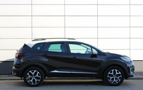 Renault Kaptur I рестайлинг, 2017 год, 1 697 000 рублей, 5 фотография