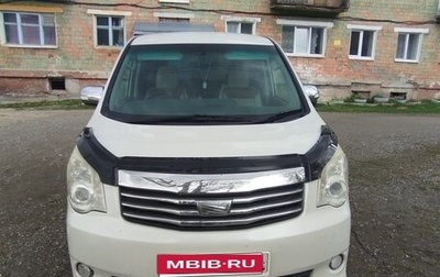 Toyota Noah III, 2013 год, 1 450 000 рублей, 1 фотография