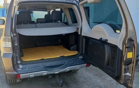 Mitsubishi Pajero IV, 2011 год, 2 100 000 рублей, 7 фотография