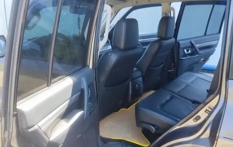 Mitsubishi Pajero IV, 2011 год, 2 100 000 рублей, 9 фотография