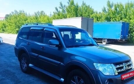 Mitsubishi Pajero IV, 2011 год, 2 100 000 рублей, 4 фотография