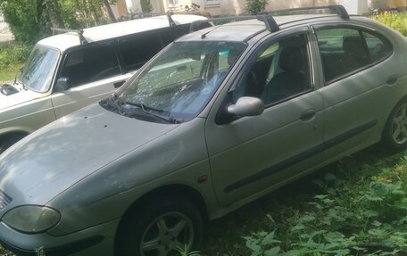Renault Megane II, 2001 год, 125 000 рублей, 2 фотография