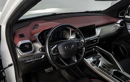 Geely Coolray I, 2022 год, 1 790 000 рублей, 11 фотография