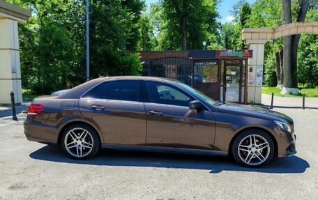 Mercedes-Benz E-Класс, 2014 год, 2 300 000 рублей, 4 фотография