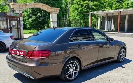 Mercedes-Benz E-Класс, 2014 год, 2 300 000 рублей, 7 фотография